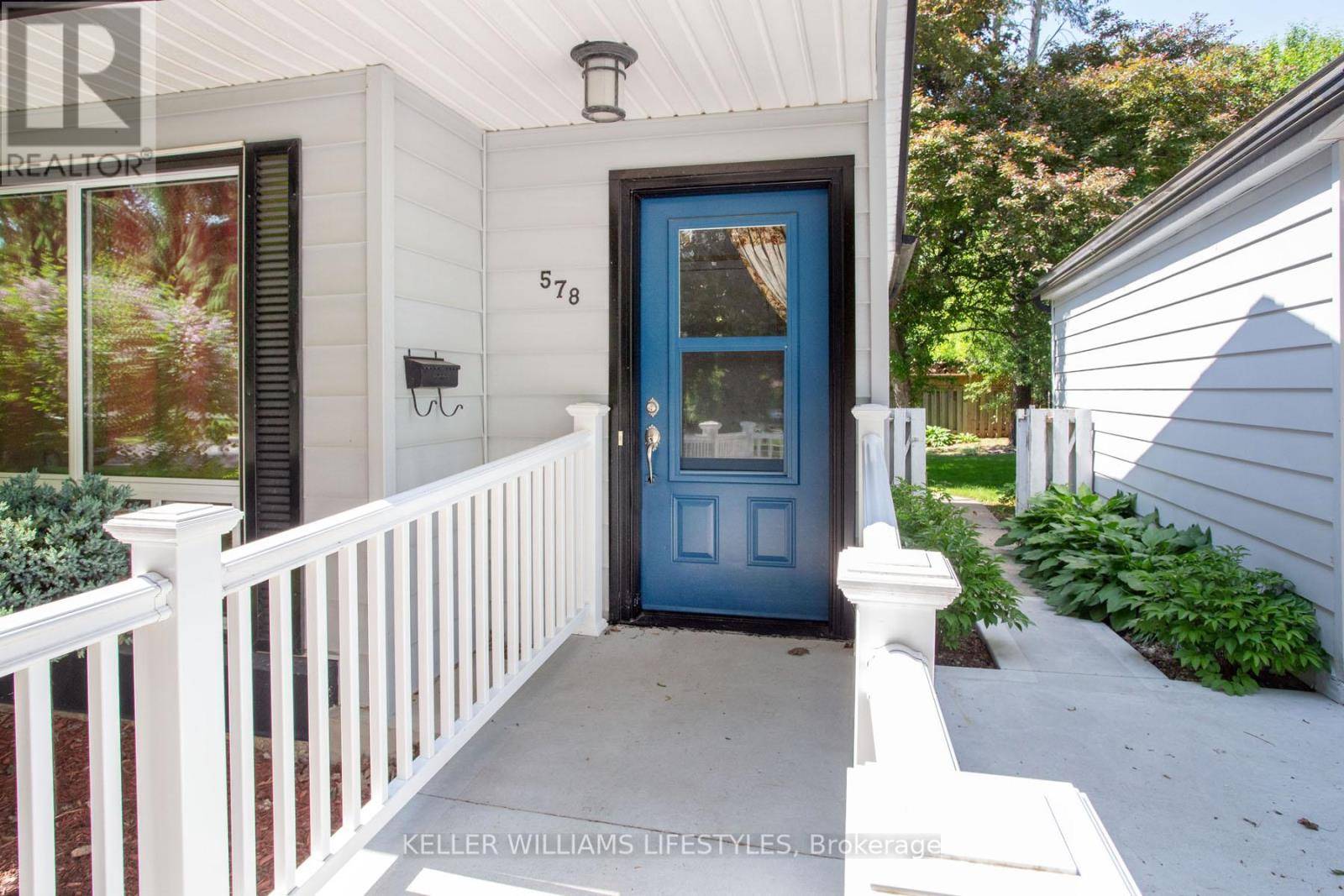 London North (north G), ON N5X1J3,578 WILLOWDALE AVENUE