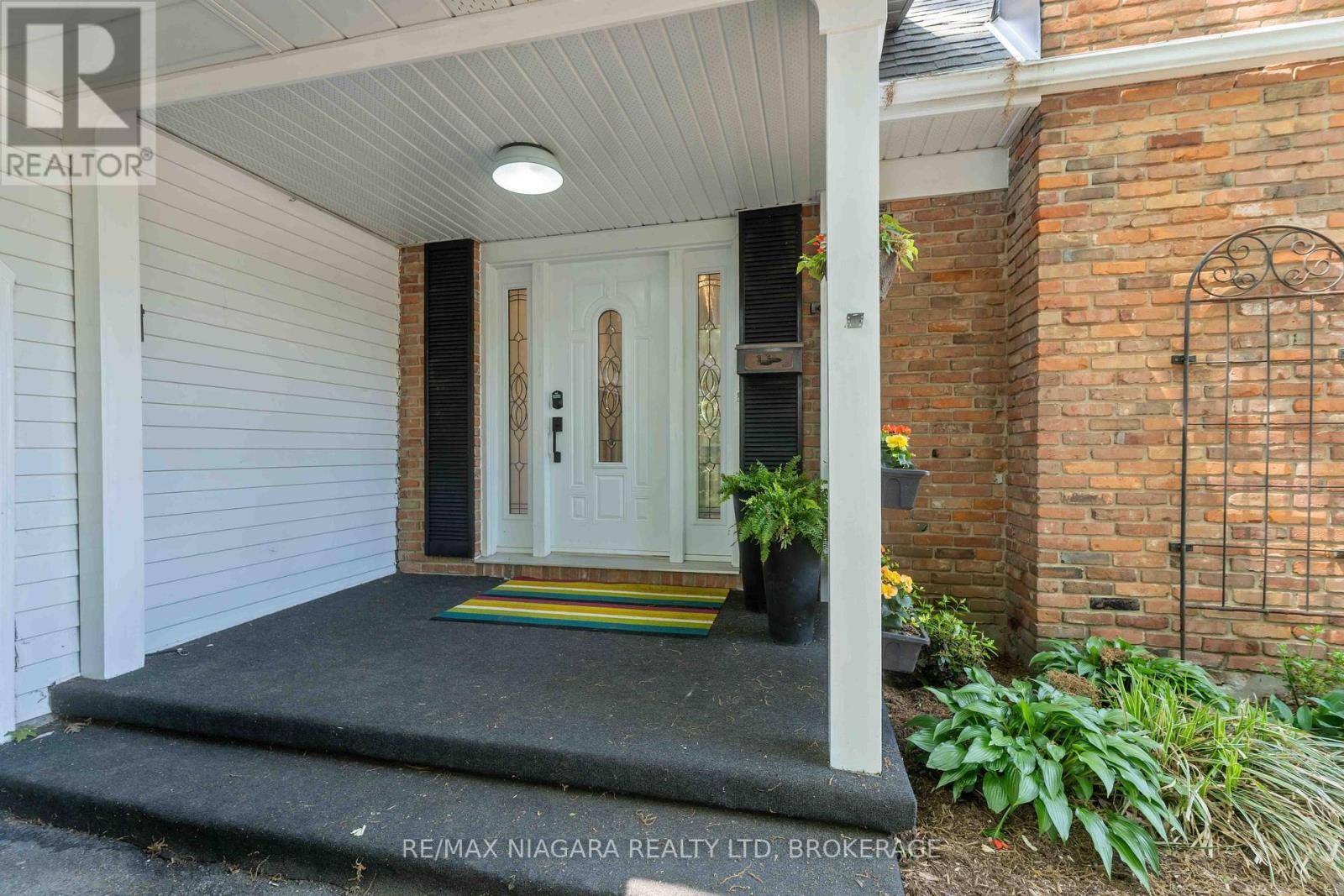 Pelham (fonthill), ON L0S1E2,22 BERKHOUT TERRACE