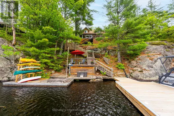 Gravenhurst (morrison), ON P0E1G0,5760 KAHSHE LAKE