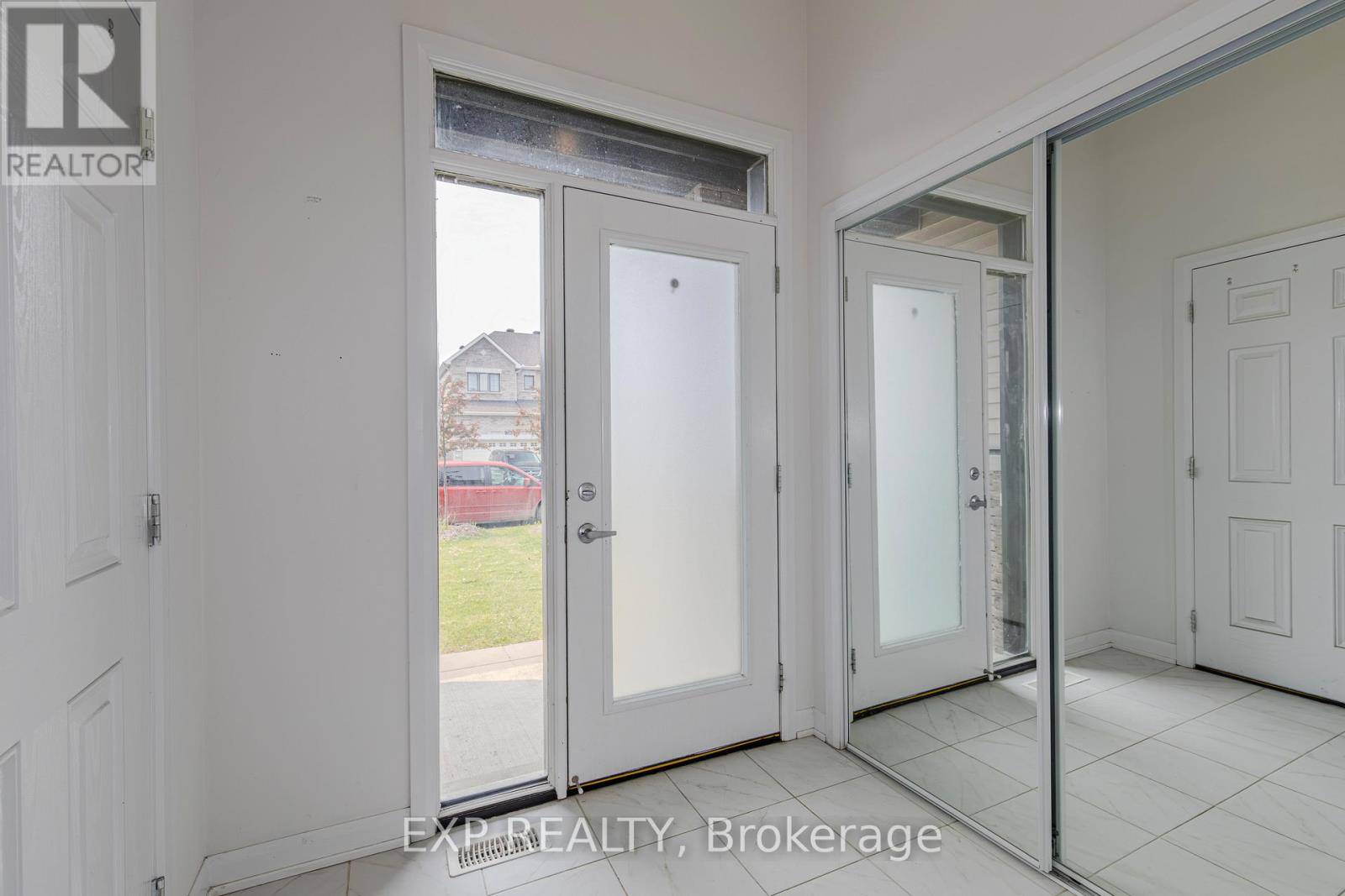 Ottawa, ON K2J6Z6,727 CASHMERE TERRACE