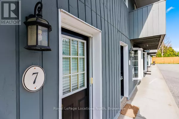 Blue Mountains, ON L9Y0N1,139 Lakeshore RD East #7