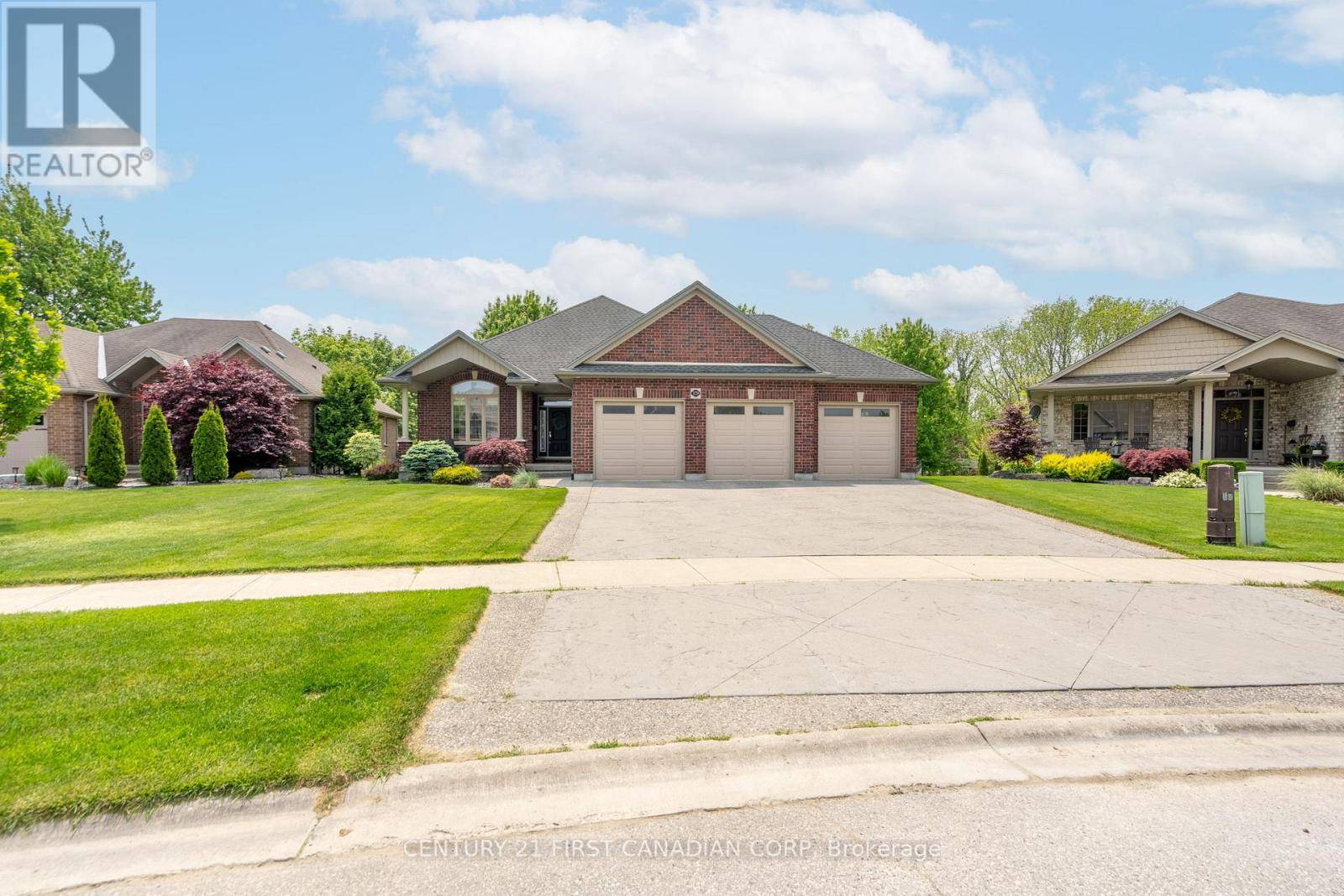 Strathroy Caradoc (ne), ON N7G3B1,378 MACDONALD STREET