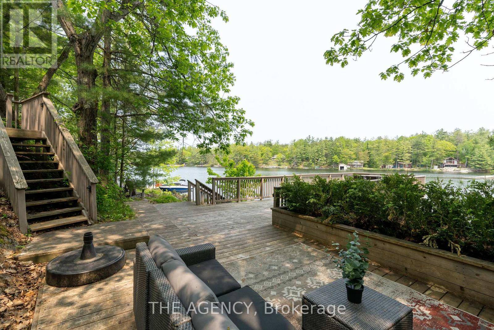 Gravenhurst (muskoka (s)), ON P1P1R2,45 PINETREE ROAD