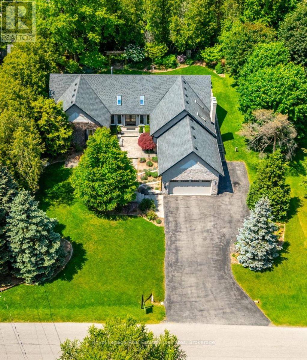 Hamilton (greensville), ON L9H4W6,65 MAPLE AVENUE