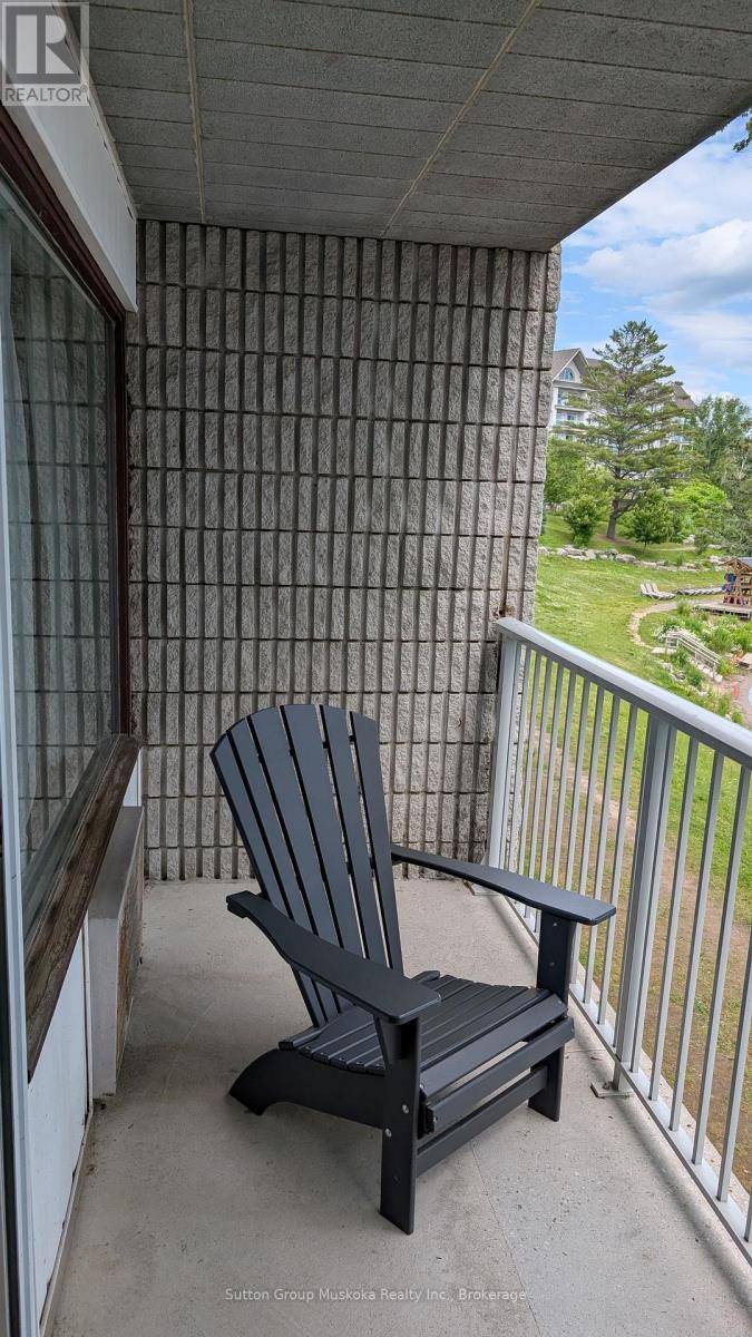 Huntsville (chaffey), ON P1H2E8,215 BAYSHORE - 1235 DEERHURST DRIVE