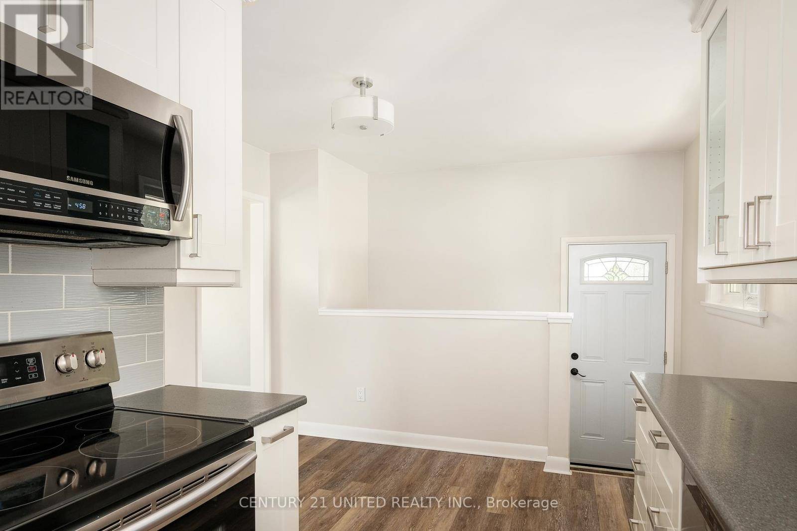 Peterborough West (north), ON K9J6B5,85 EARLWOOD DRIVE