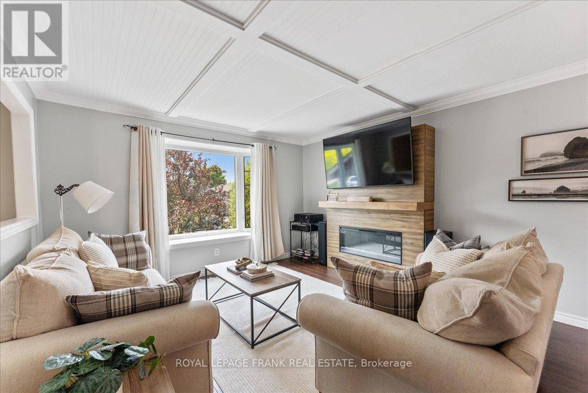 Peterborough West (central), ON K9K2K5,3046 WESTRIDGE BOULEVARD
