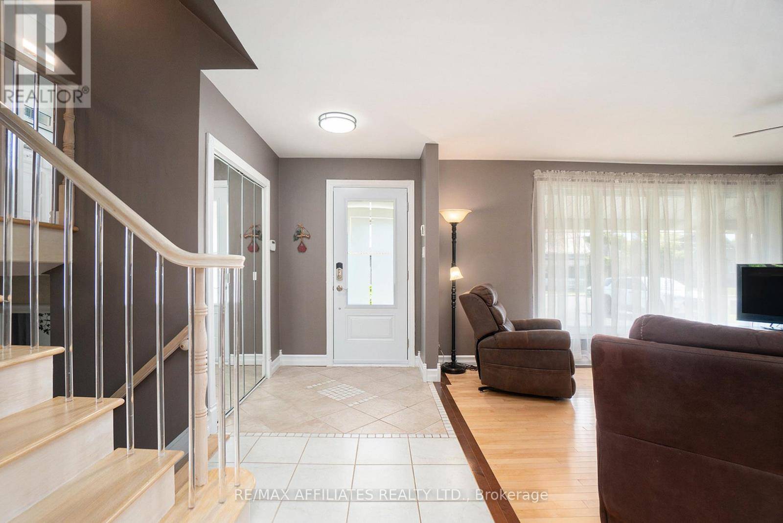 Casselman, ON K0A1M0,751 LAVAL STREET