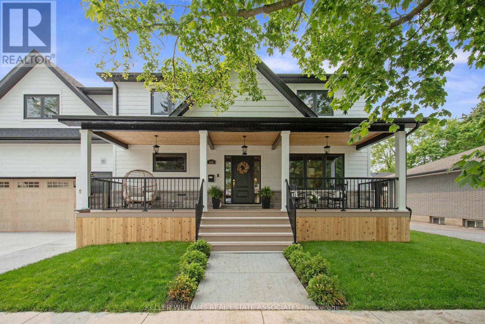 St. Catharines (port Dalhousie), ON L2N4X6,169 DALHOUSIE AVENUE