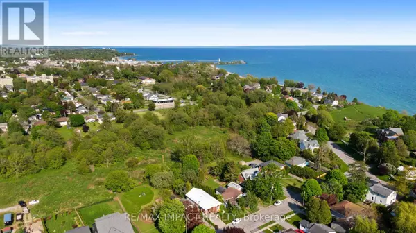 Cobourg, ON K9A2Z3,138 TREMAINE STREET