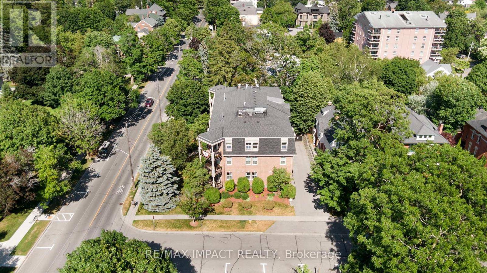 Cobourg, ON K9A3V9,220 Church ST #101