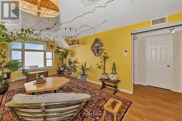 Ottawa, ON K1Y1L7,202 Hinchey AVE #307