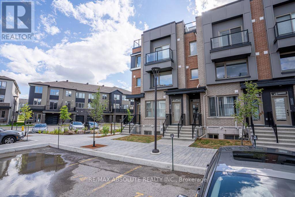 621 MAKWA PRIVATE, Ottawa, ON K1K5A4