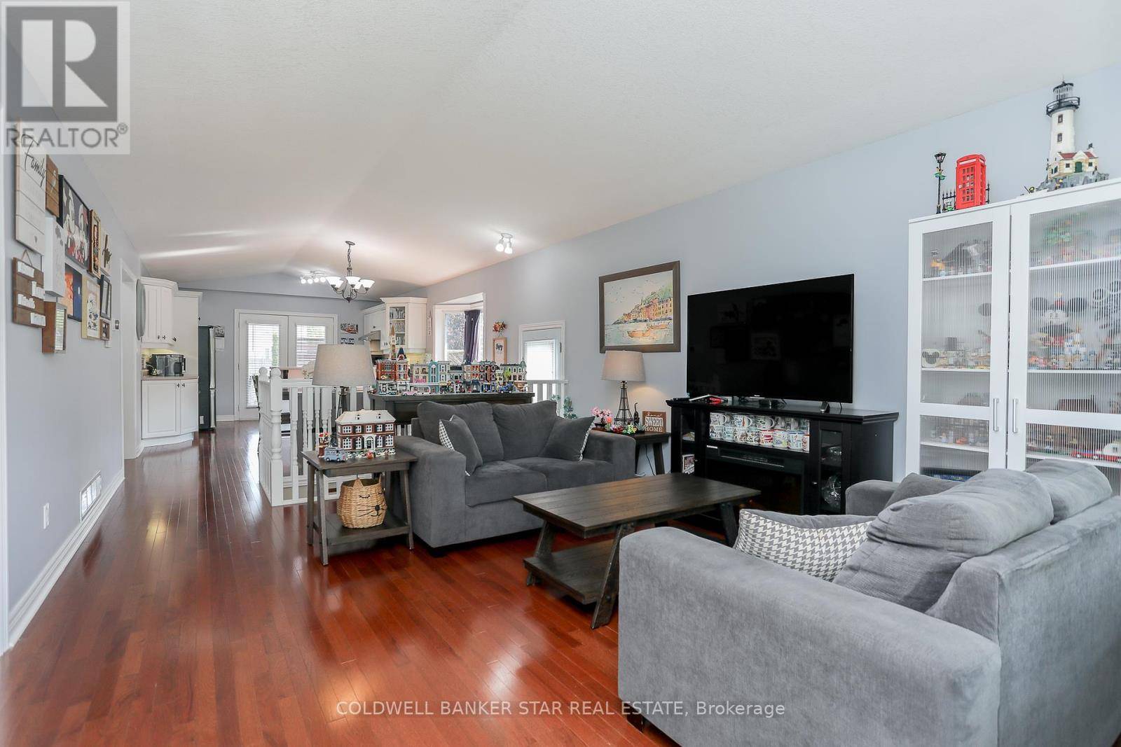 St. Thomas, ON N5R6B4,607 HIGHVIEW DRIVE