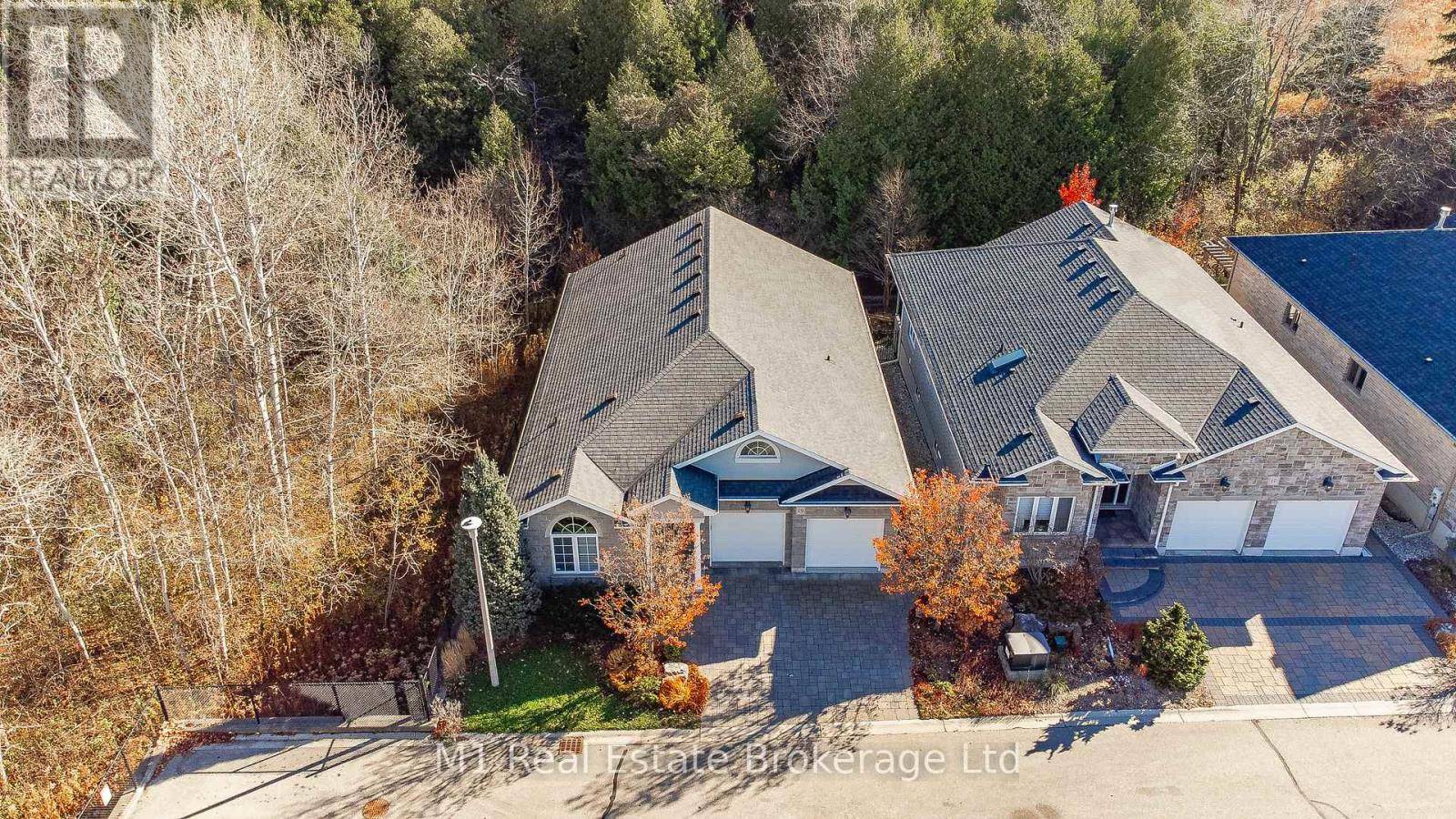 Guelph (kortright East), ON N1L0H3,15 Valley RD #19