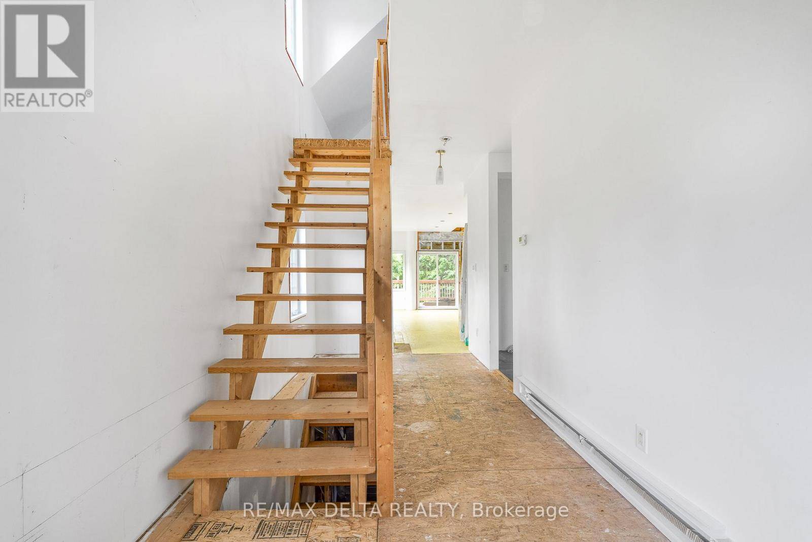 Clarence-rockland, ON K0A1E0,3480 LABELLE ROAD