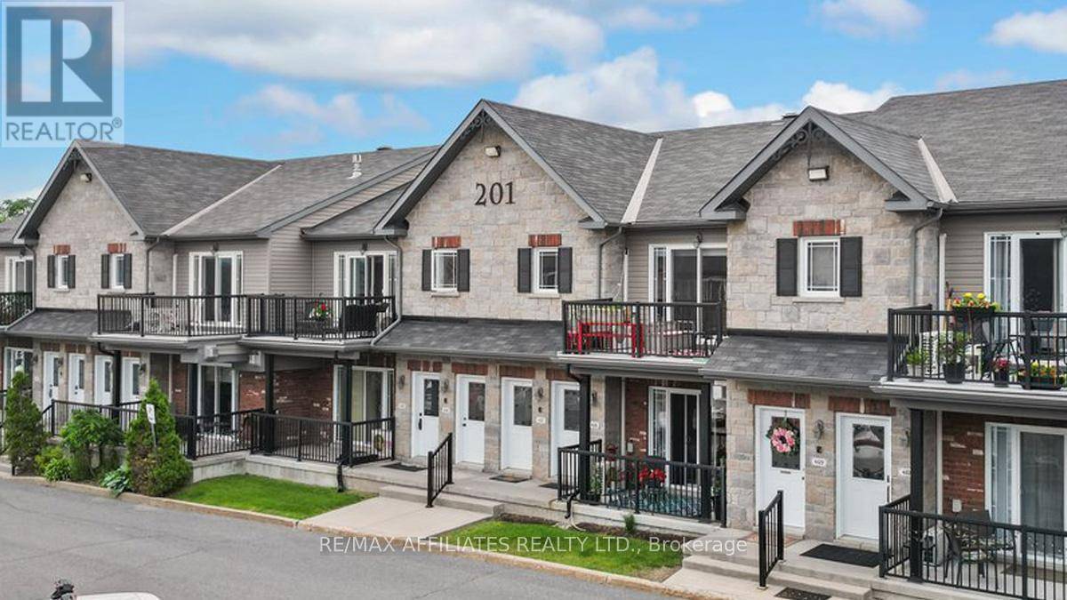 Clarence-rockland, ON K4K0G4,201 Eliot ST #407