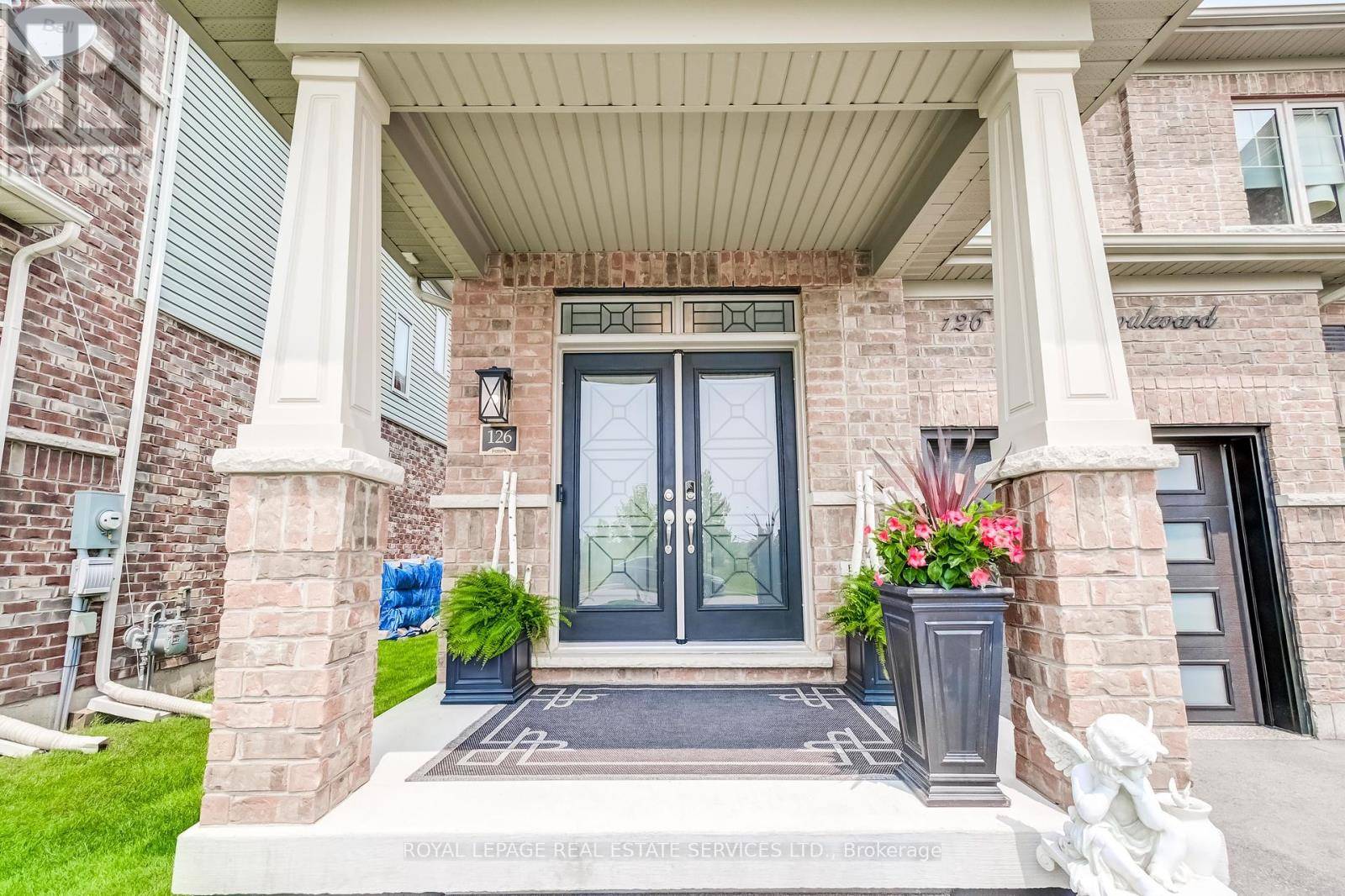 Guelph/eramosa (rockwood), ON N0B2K0,126 MUTRIE BOULEVARD
