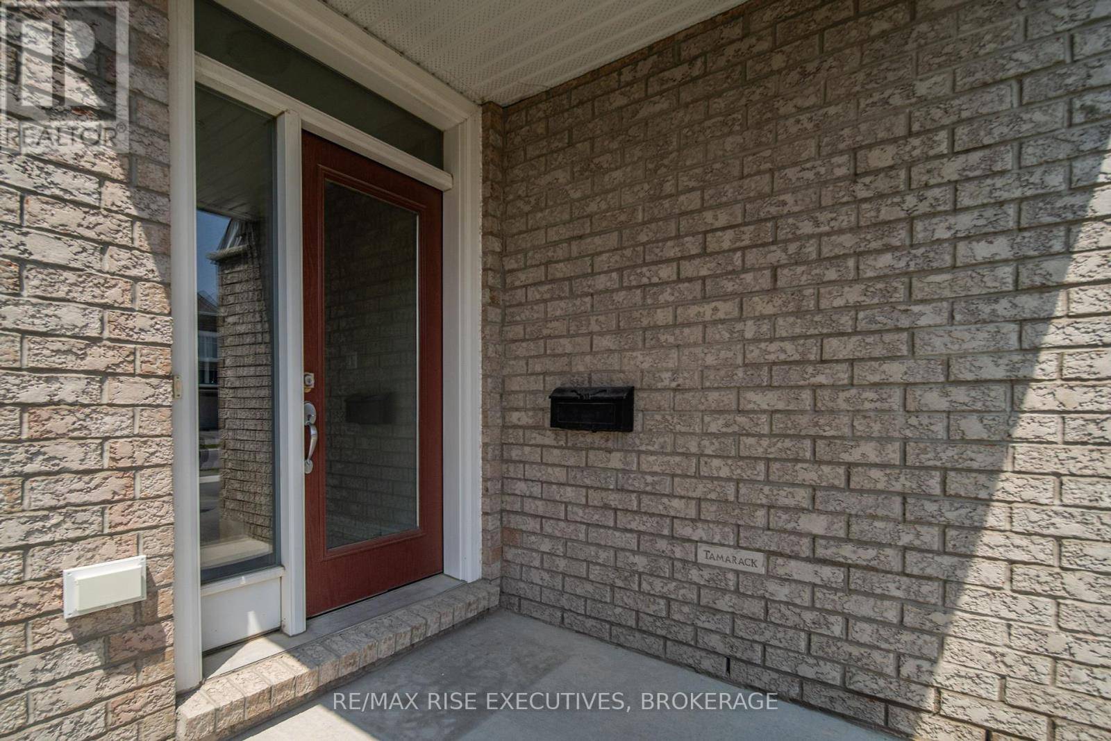 Kingston (east Gardiners Rd), ON K7M0H8,1336 DEMERS AVENUE