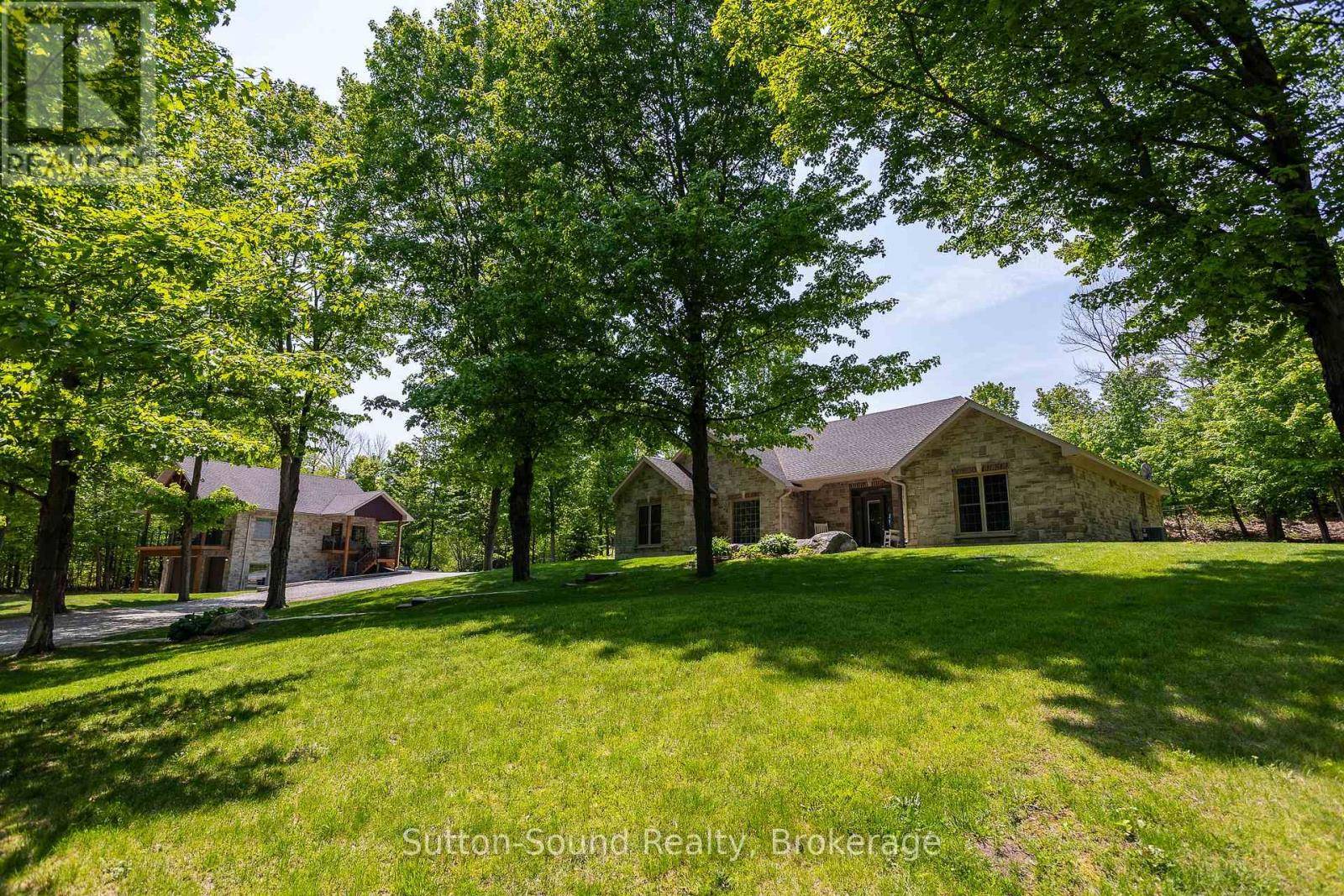 Georgian Bluffs, ON N0H1S0,505556 GREY ROAD 1 ROAD
