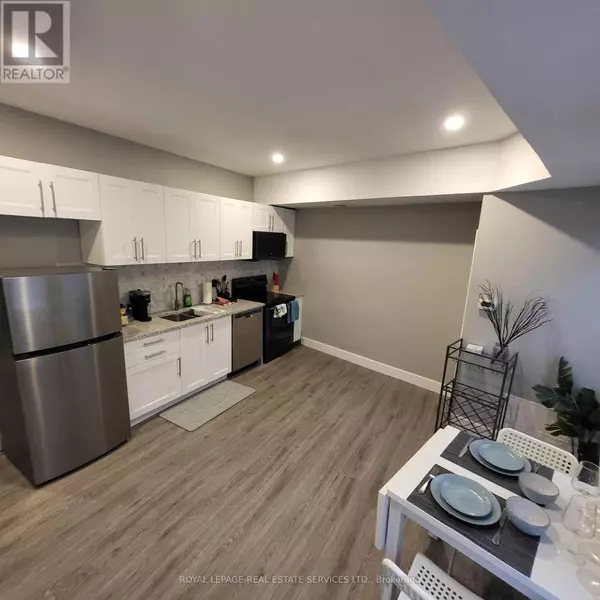 Welland (welland Downtown), ON L3B3W7,169 East Main ST #3