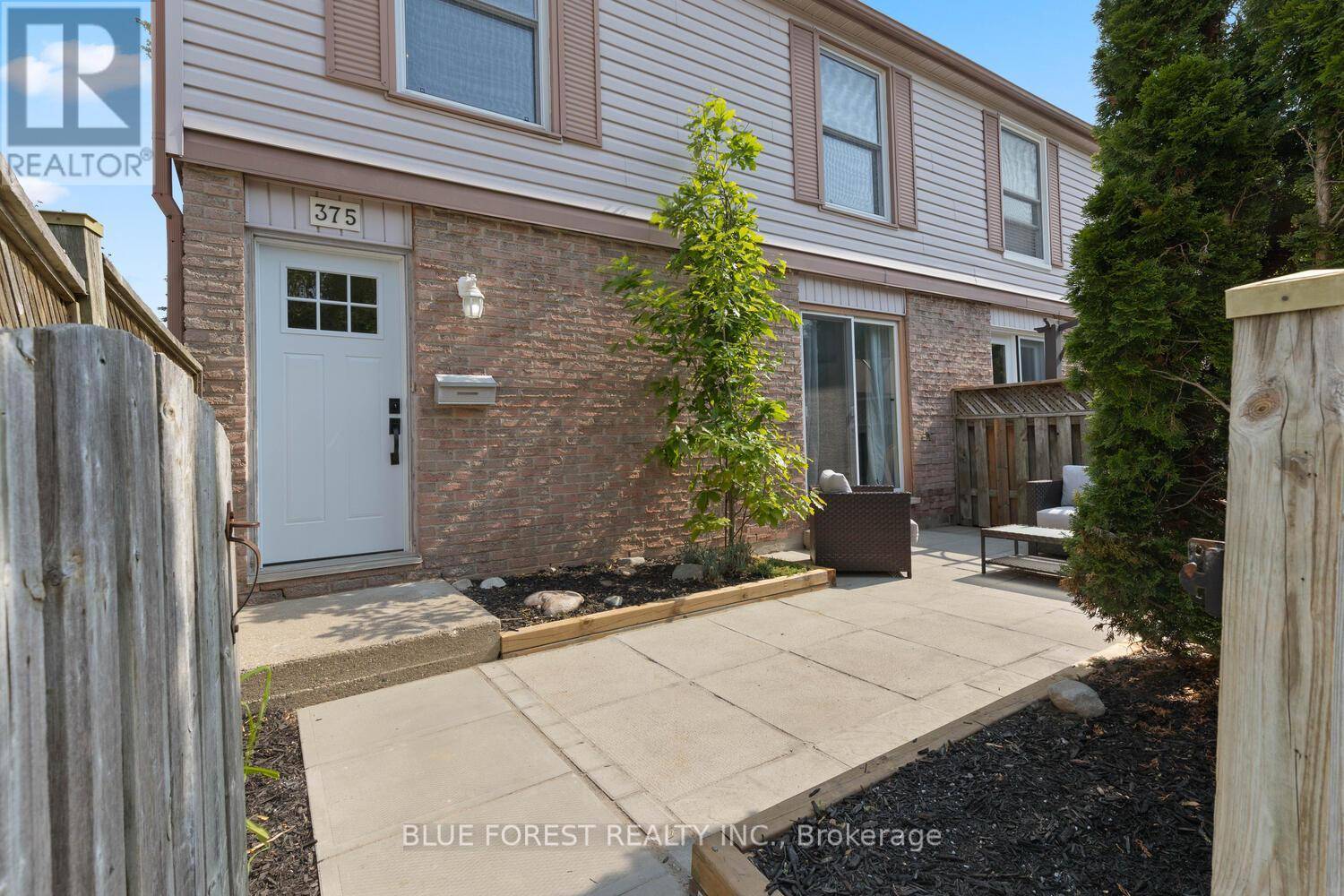 London North (north P), ON N6H4M8,375 EVERGLADE CRESCENT