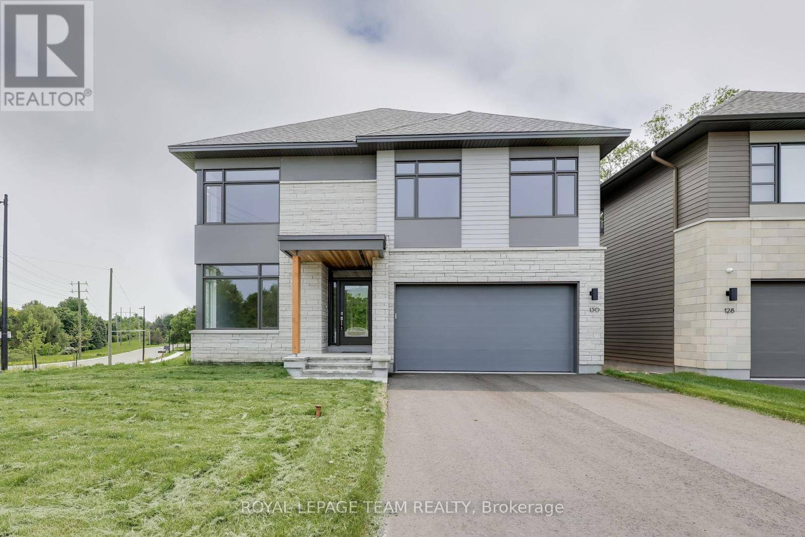 130 IRON BRIDGE PLACE, Ottawa, ON K2K0N4