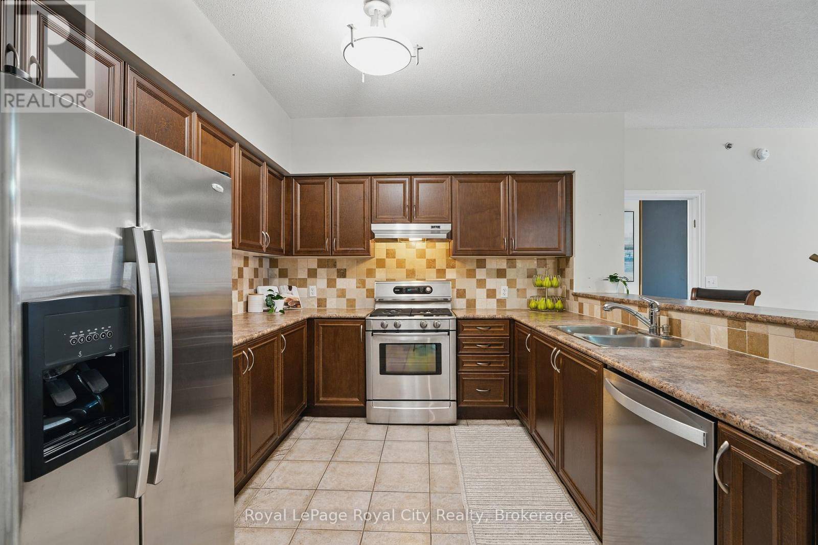 Guelph (grange Road), ON N1E0G7,308 Watson Pkwy North #415