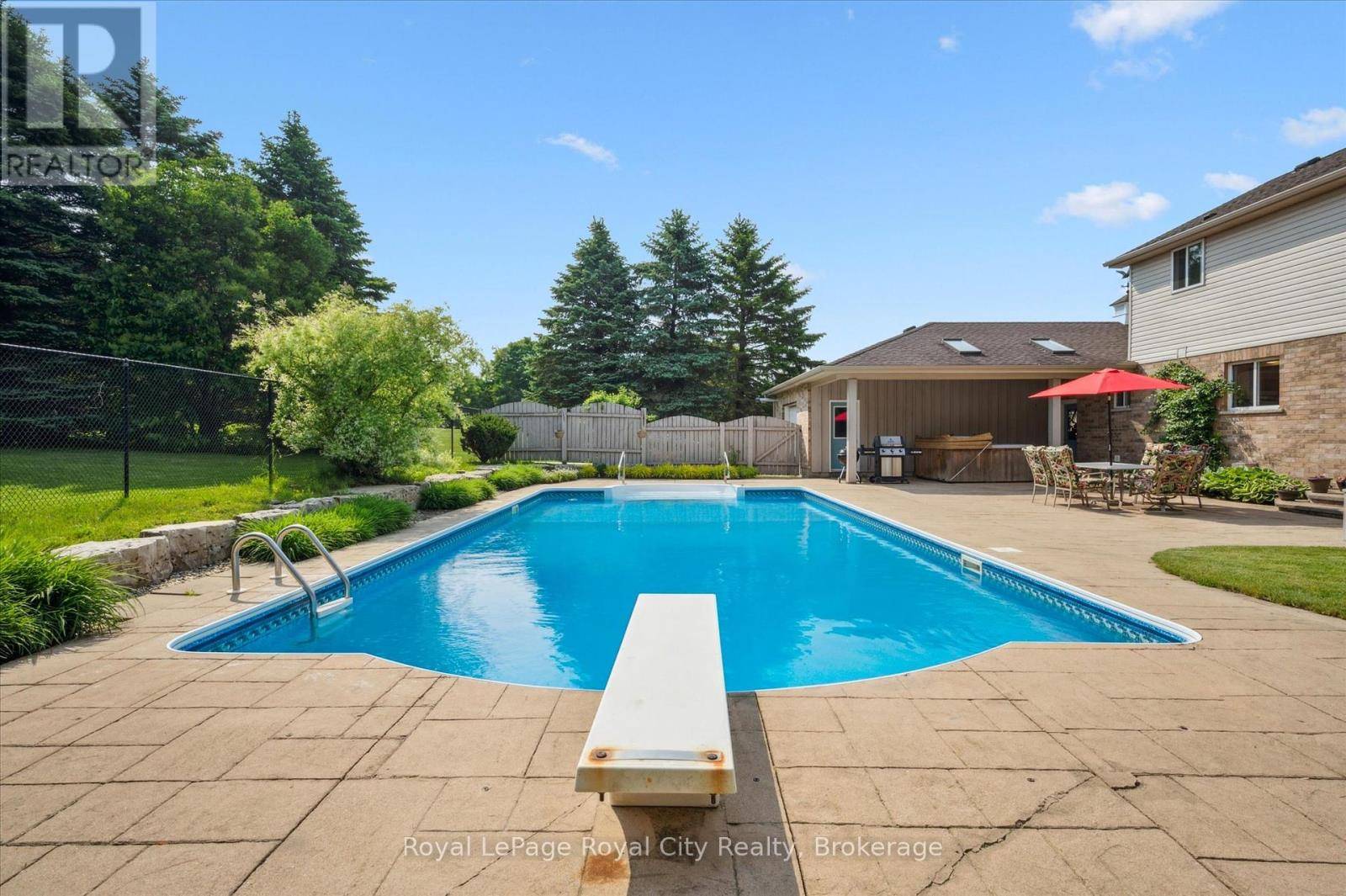 Guelph/eramosa, ON N1E0N3,22 JASON DRIVE