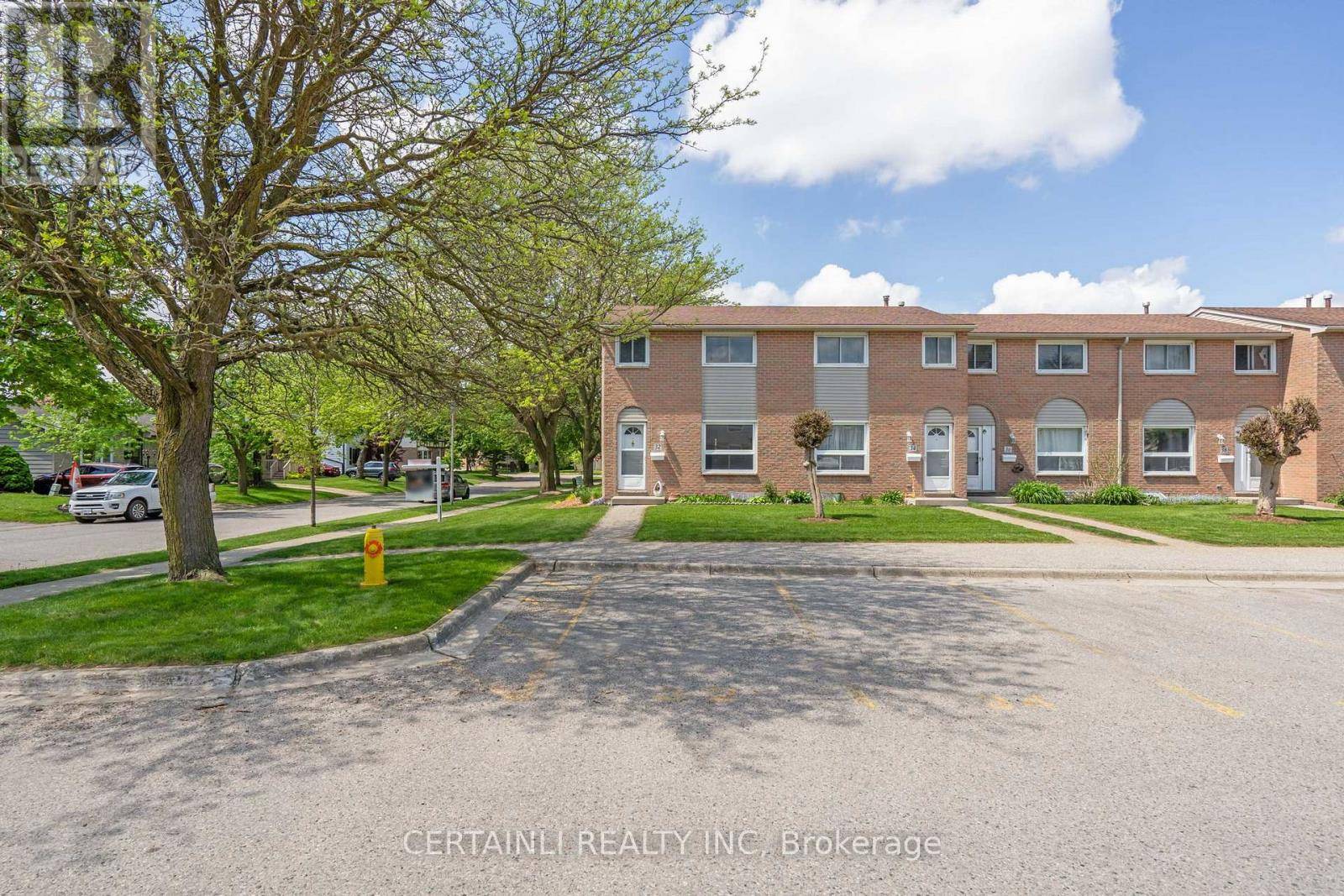 London East (east I), ON N5V3N3,40 Tiffany DR #32