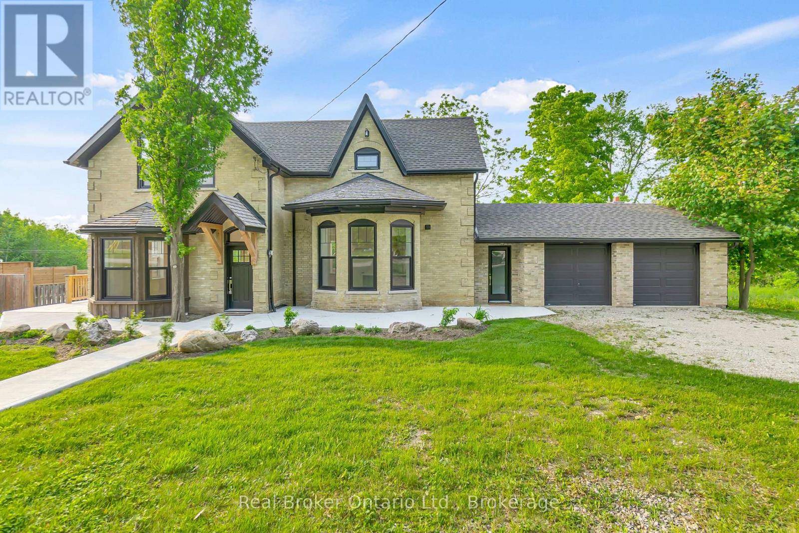 South Bruce, ON N0G2S0,16 HILLCREST STREET W