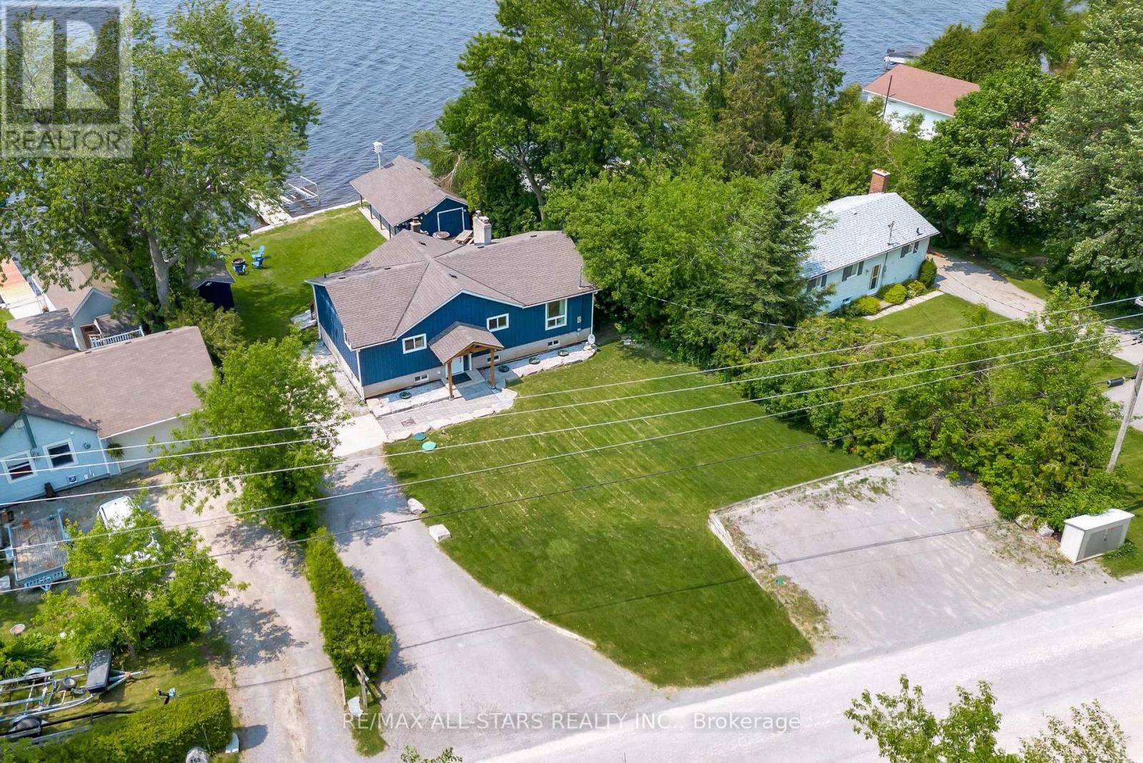 Kawartha Lakes (fenelon), ON K9V4R4,267 SNUG HARBOUR ROAD