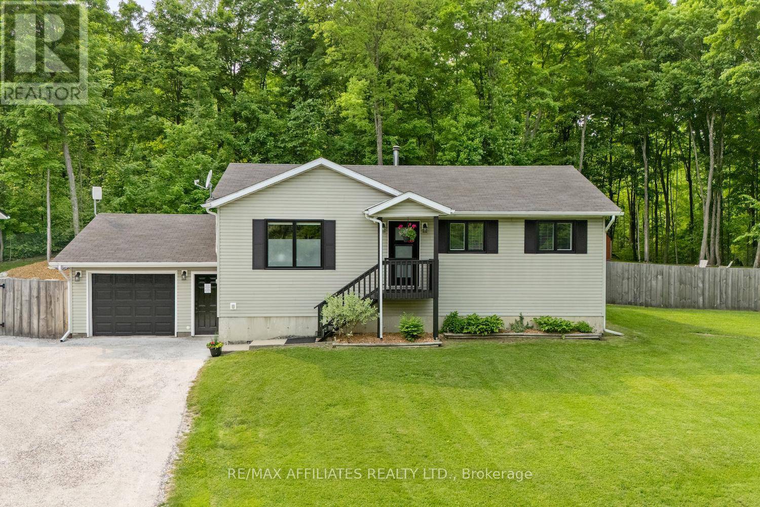 Lanark Highlands, ON K7C0C5,234 BOYDS ROAD