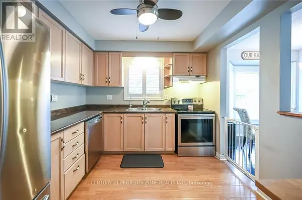 Hamilton (stoney Creek), ON L8E5V6,40 FRANCES AVENUE