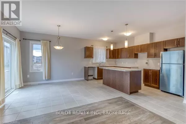 Welland (lincoln/crowland), ON L3B0H6,162 MCCABE AVENUE