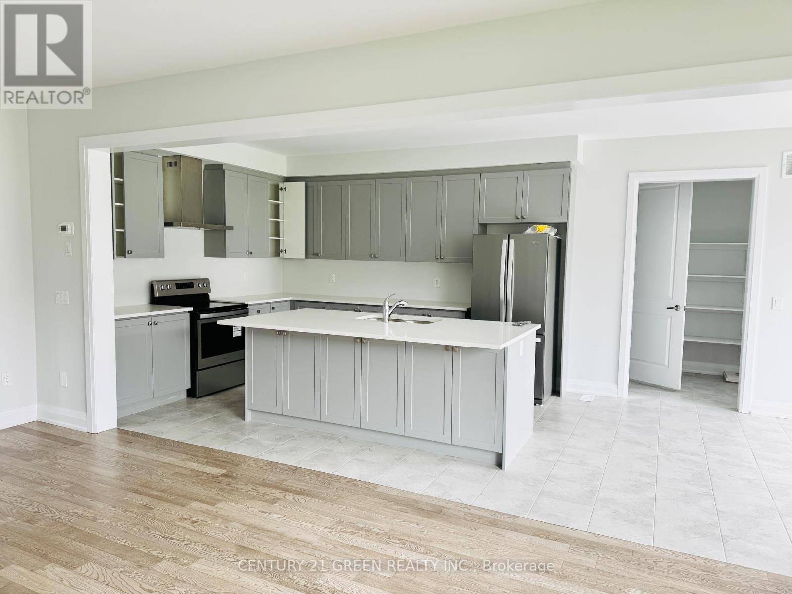 Woodstock (woodstock - North), ON N4T0P3,233 HARWOOD AVENUE