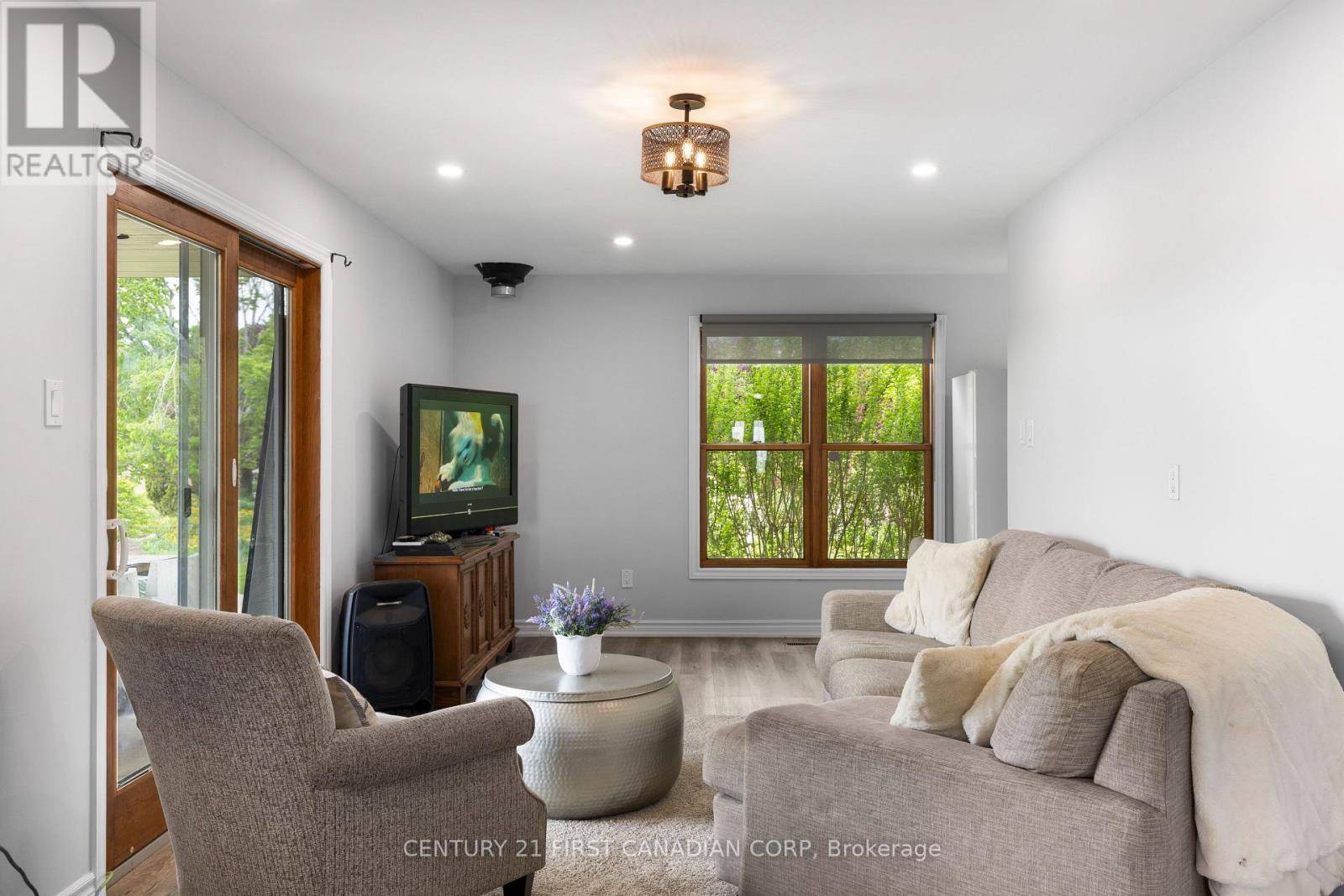 Thames Centre, ON N0L1G4,5270 TRAFALGAR STREET