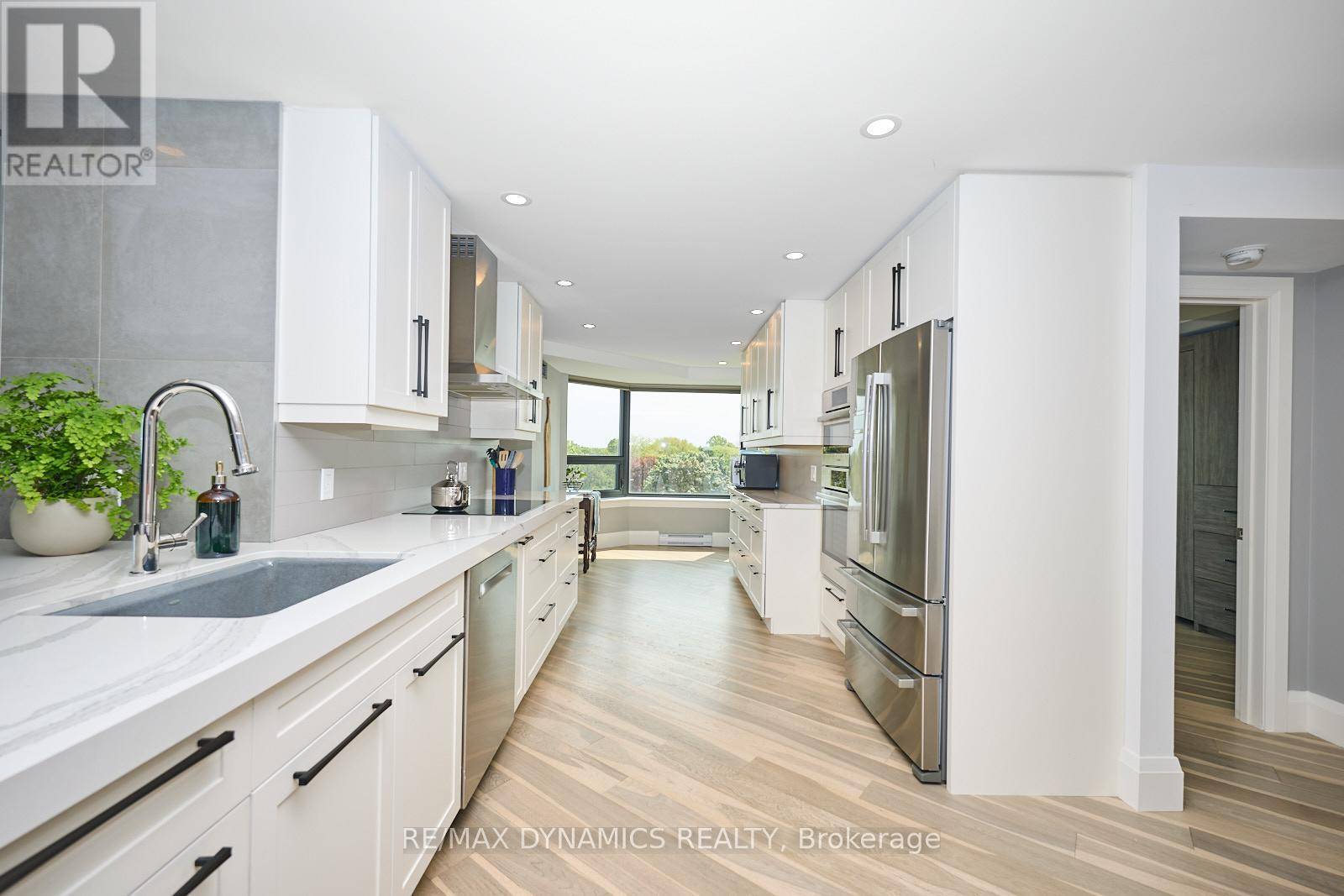 701 Geneva ST #1504, St. Catharines (lakeshore), ON L2N7H9