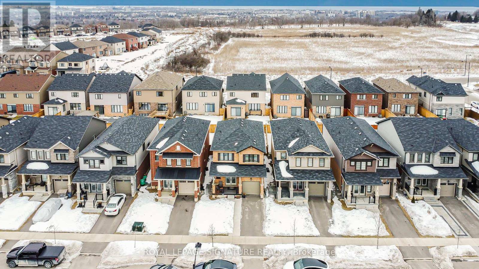 Hamilton (stoney Creek Mountain), ON L8J0M2,220 BEDROCK DRIVE