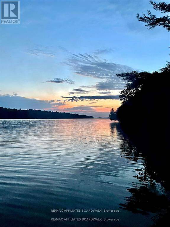 Rideau Lakes, ON K0G1V0,3 SAND ISLAND