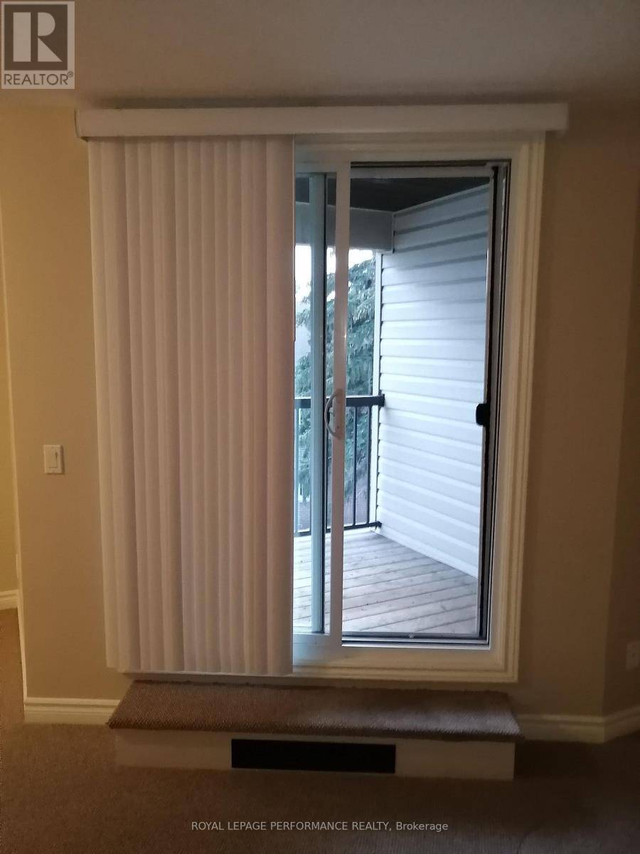 Smiths Falls, ON K7A5B5,8 Pearl ST #201