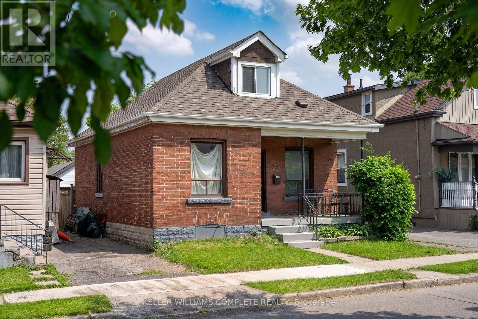 Hamilton (homeside), ON L8H5G3,244 WEIR STREET N