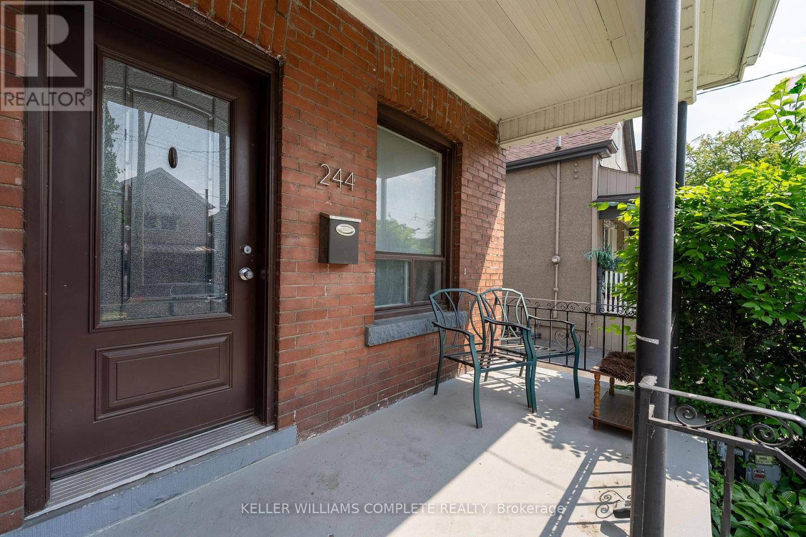 Hamilton (homeside), ON L8H5G3,244 WEIR STREET N