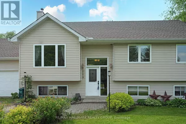 184 OLD PAKENHAM ROAD, Ottawa, ON K0A1X0