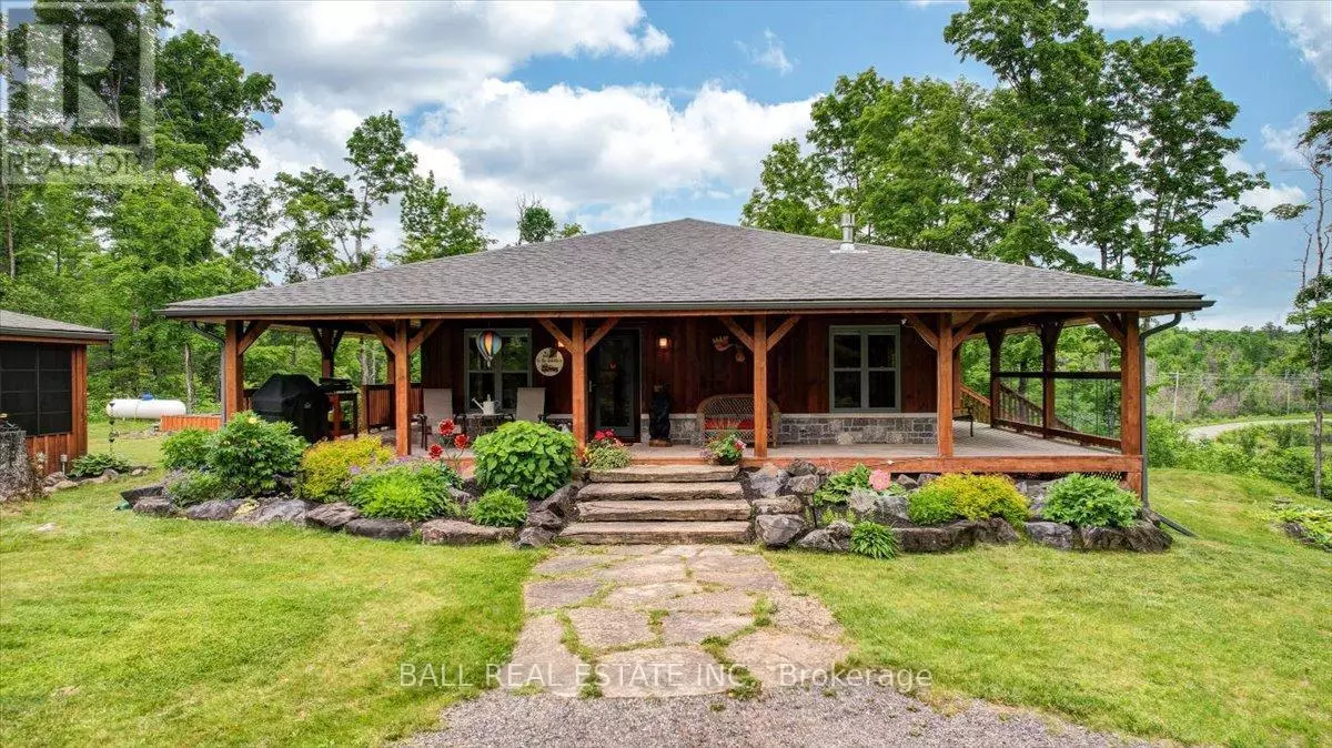 Limerick, ON K0L1W0,944 STEENBURG LAKE ROAD N
