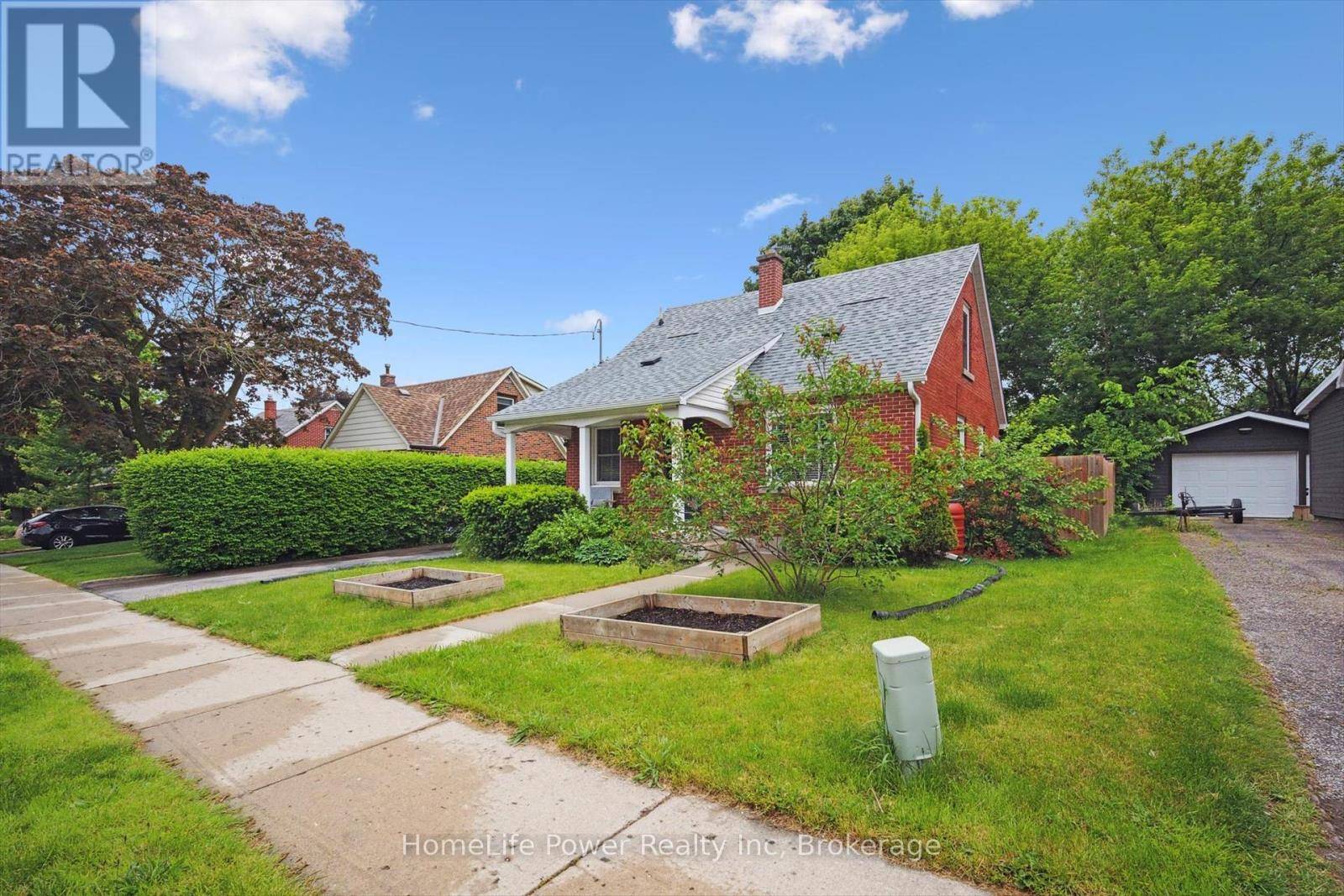 Waterloo, ON N2J2K5,186 BRIDGEPORT ROAD E
