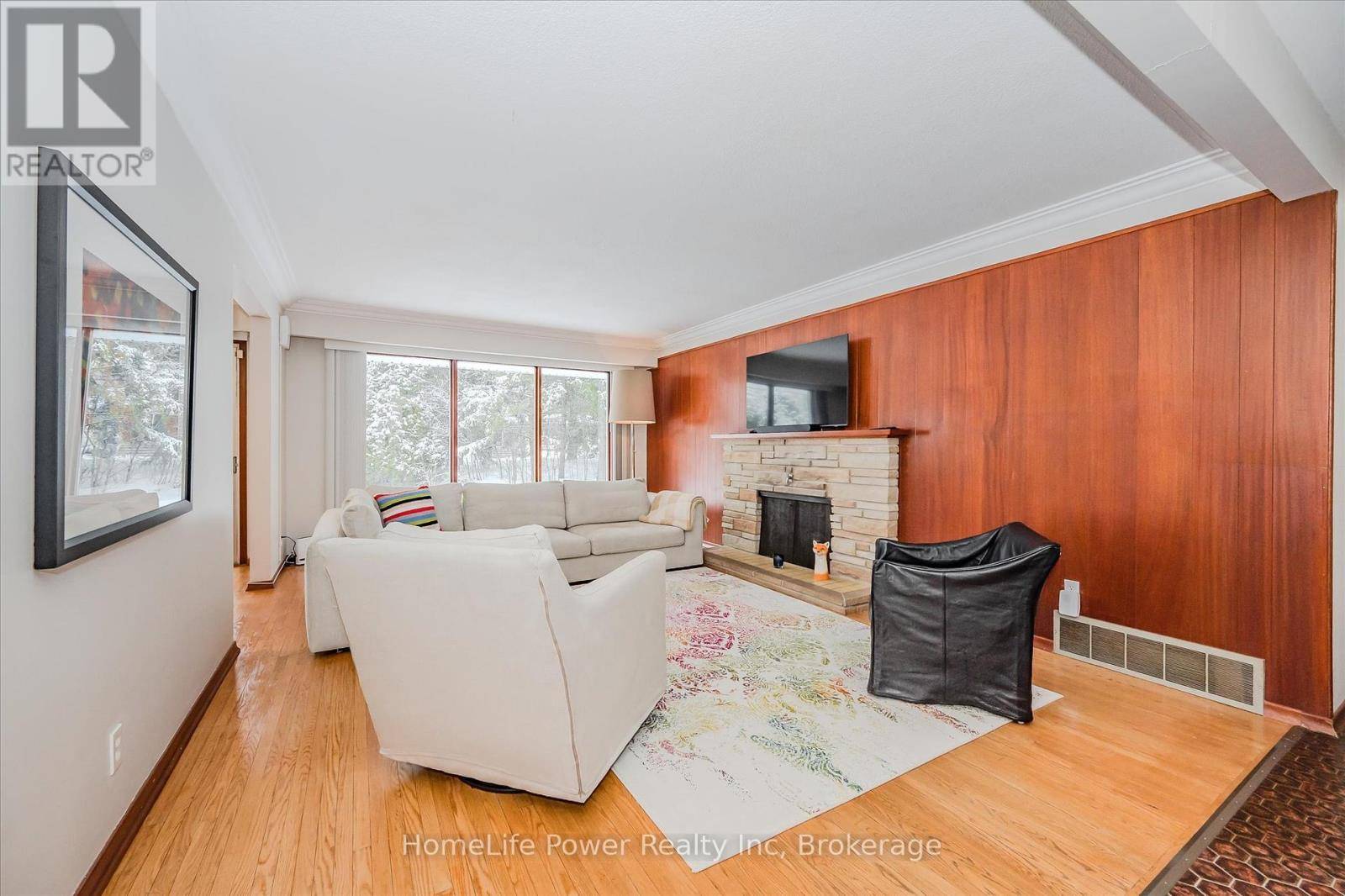Guelph (kortright East), ON N1G2M6,6 EVERGREEN DRIVE