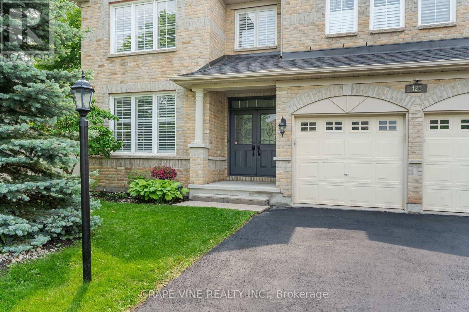 Ottawa, ON K1W0A2,421 KEITH CRESCENT
