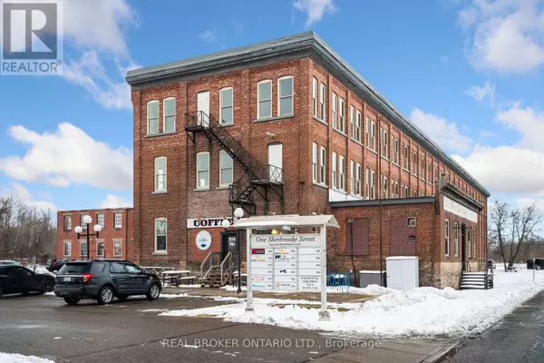 Perth, ON K7H1A1,1 Sherbrooke ST East #170