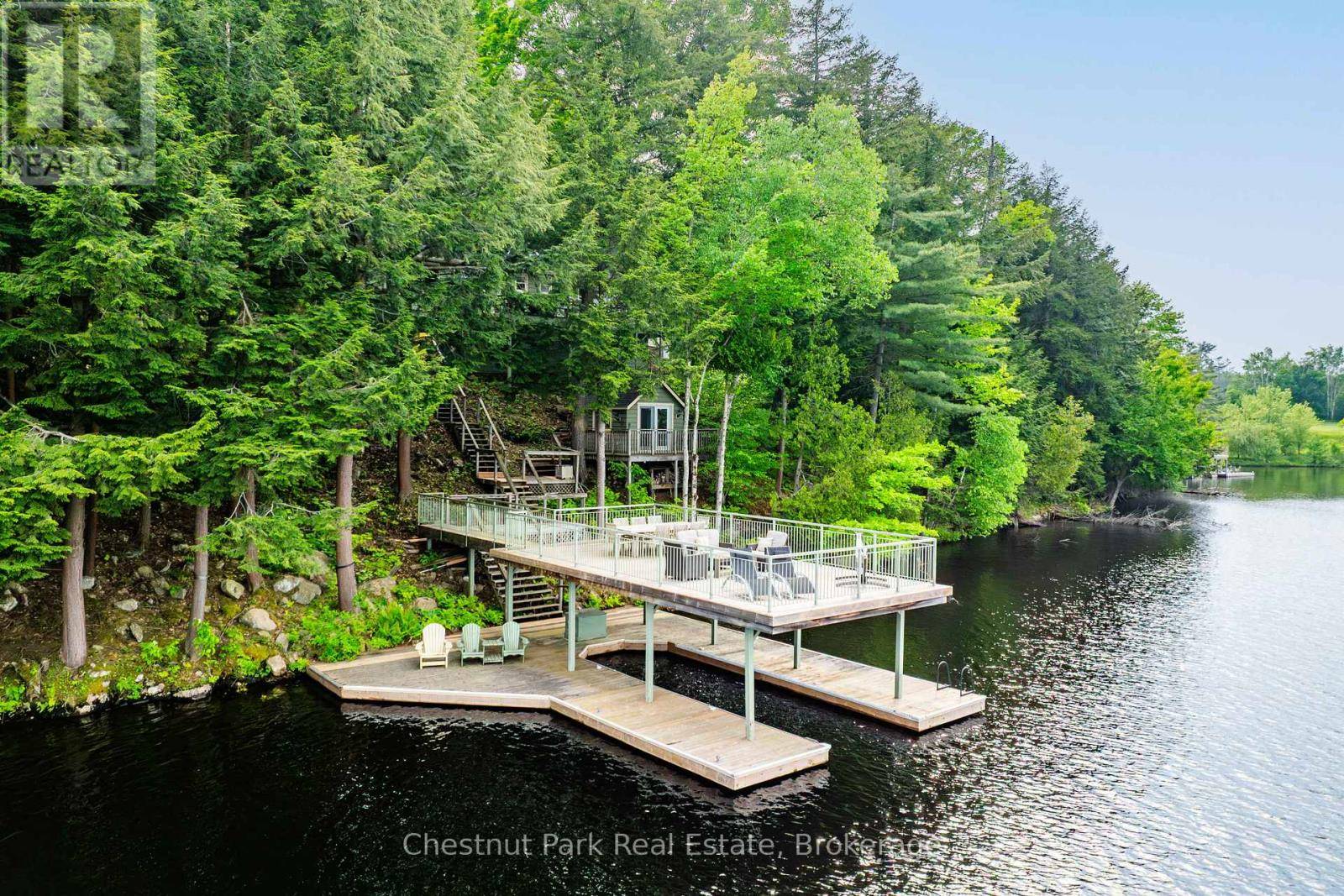 Muskoka Lakes (monck (muskoka Lakes)), ON P0B1E0,1111 TONDERN ISLAND ROAD